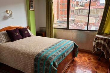 پانسیون Hostal Iskanwaya