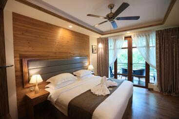 پانسیون Pearl Sands Of Maldives