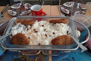 پانسیون Shushan Guest House