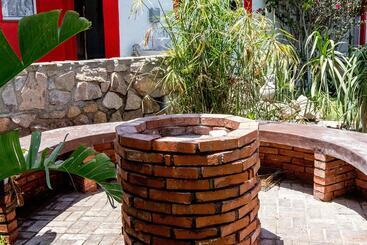 پانسیون Stay Cleverly Self Catering Apartments