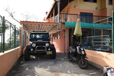 هاستل Marcia`s Place
