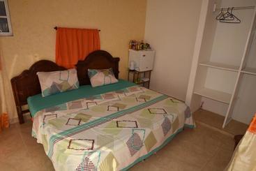 هاستل Marcia`s Place