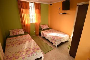 هاستل Marcia`s Place