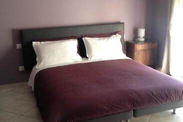 هتل Via Roma Suite