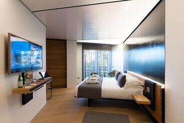 هتل San Barbato Resort Spa & Golf