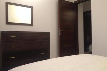 هتل Via Roma Suite