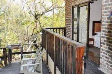 پانسیون Lost Trail Bed And Breakfast