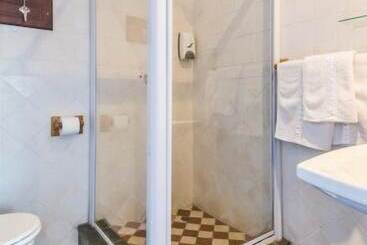 پانسیون Lost Trail Bed And Breakfast