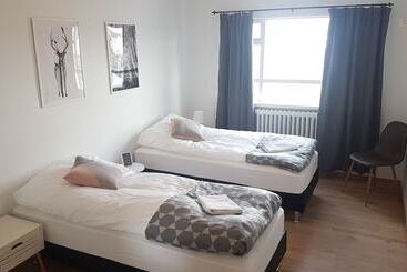 پانسیون Puffin Palace Guesthouse