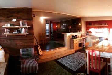 هاستل Treehouse Patagonia