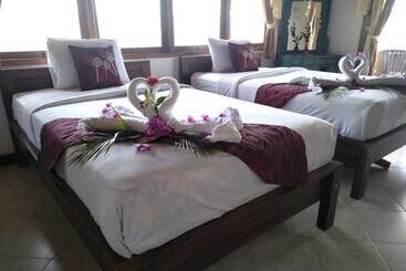 펜션 Amerta Sari Hotel & Restaurant