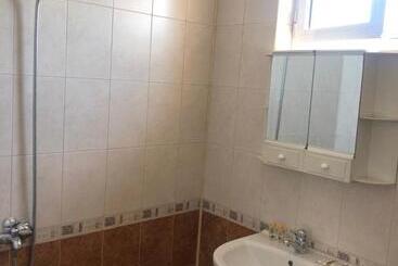 پانسیون Guest House Rai
