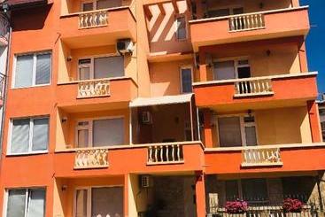 پانسیون Guest House Rai