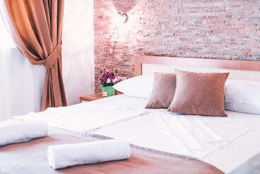 پانسیون Guest House S Lux
