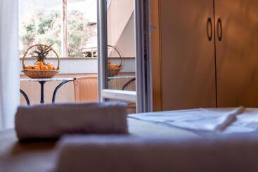 پانسیون Guest House S Lux