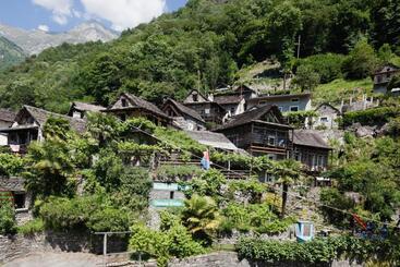 پانسیون Rustici Della Verzasca Ferien Wohnungen