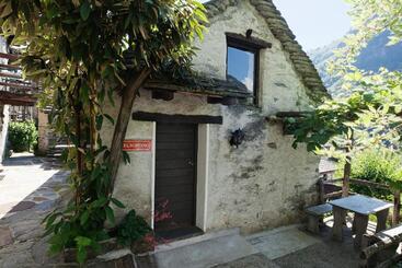 پانسیون Rustici Della Verzasca Ferien Wohnungen