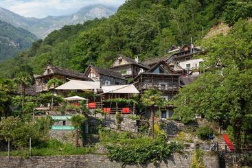 پانسیون Rustici Della Verzasca Ferien Wohnungen
