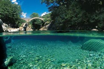 پانسیون Rustici Della Verzasca Ferien Wohnungen