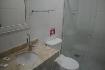 پانسیون Yes Hotel Pousada