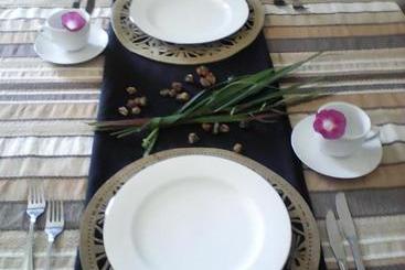 پانسیون Elephant Lodge Guesthouse
