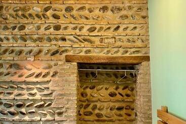 پانسیون Guest House Savane
