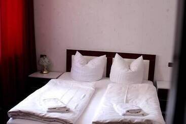 پانسیون Guest House Vip