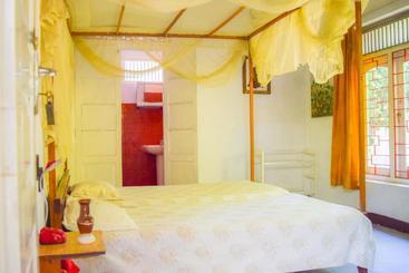 پانسیون Shammie Guest House