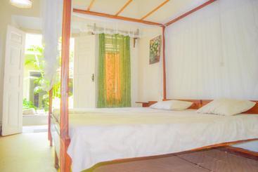 پانسیون Shammie Guest House