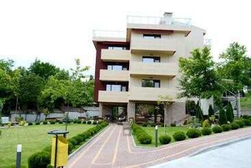 膳宿费 Victoriya's House