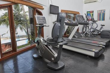 Tamarind Village Hotel Apartments