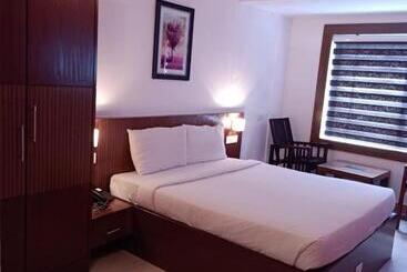 هاستل Parco Residency