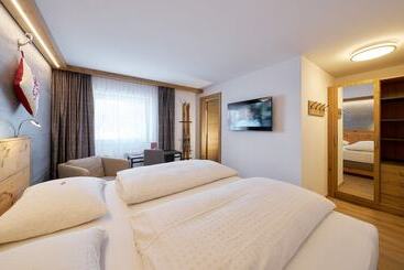 Aparthotel Grischuna