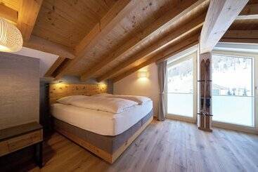 Aparthotel Grischuna