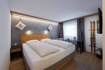 Aparthotel Grischuna