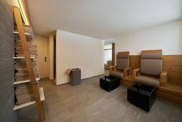 Aparthotel Grischuna
