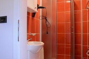 پانسیون Apartmani Vivaldi Niš