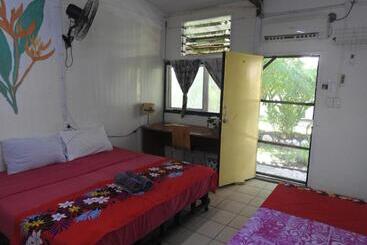 پانسیون Olivias Accommodation