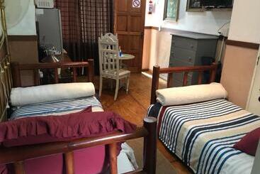 پانسیون Serenity Guesthouse