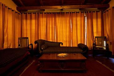 استراحتگاه Bara Bungalow Gethia, Nainital  A Rosakue Collection