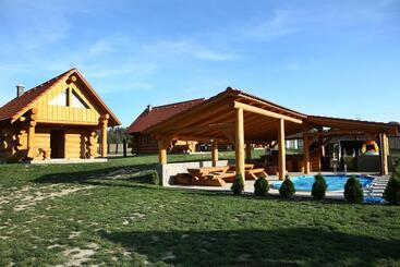 בית מלון כפרי Na Samotě Ve Srubu