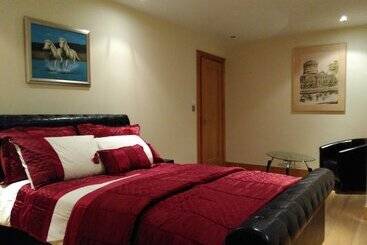 پانسیون Avoca Lodge
