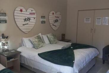 پانسیون Esperance Guesthouse