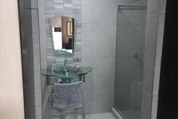 پانسیون Esperance Guesthouse