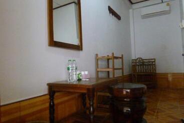 پانسیون Khamphouy Guesthouse