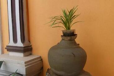 پانسیون Khamphouy Guesthouse
