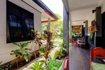 پانسیون Tirta Yoga Inn