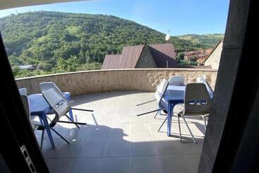 Villadzor Apart