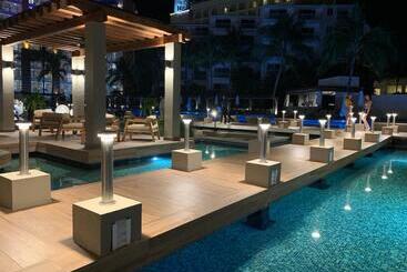 Condo At Krystal Grand Resort