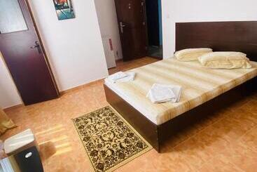پانسیون Casa Ana